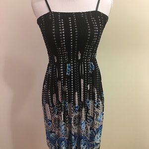 🌻 3/$20 NWT floral print sundress